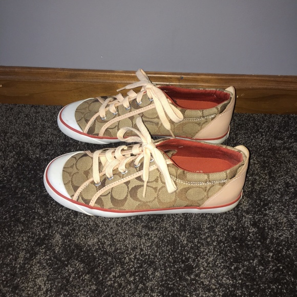 Coach sneakers Size 8.5 - Picture 2 of 5